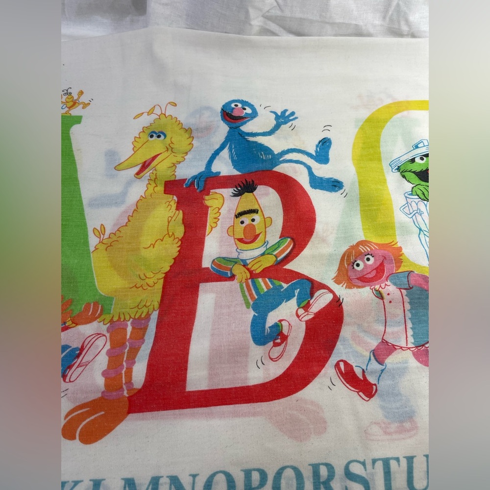 Vintage Sesame Street Pillowcase - Picture 3 of 8